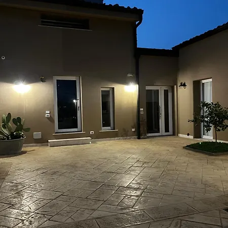 L'angolo Degli Aromi Kır Evi Ragusa